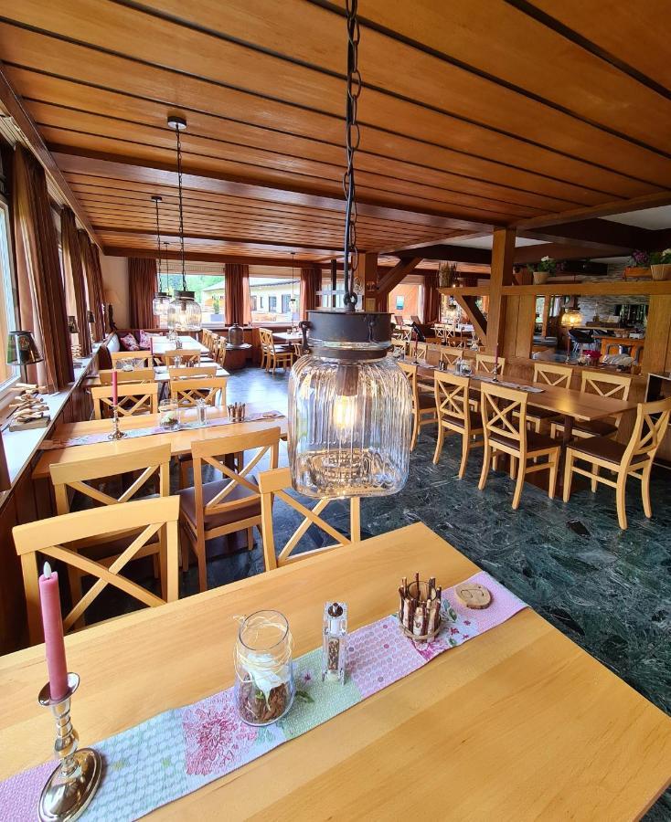 Verena'S Parkhotel Loeffingen Exterior photo