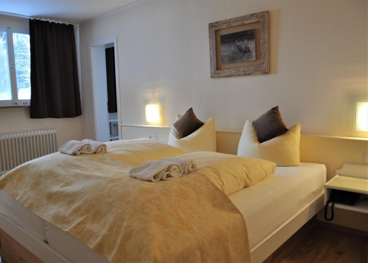 Verena'S Parkhotel Loeffingen Exterior photo